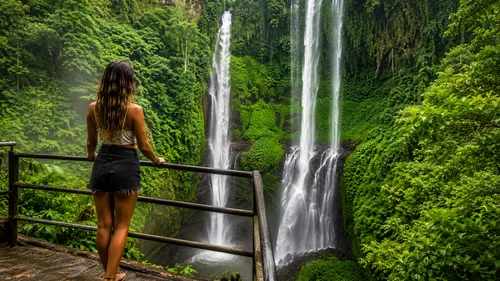 Beholding the Falls